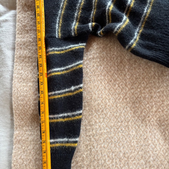 Isabel Marant alpaca sweater xs - Picture 3 of 6